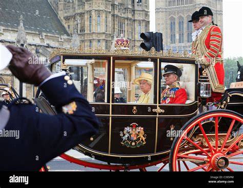 Carrozza reale con William e Kate