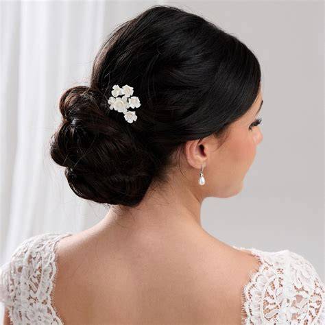 Accessori capelli matrimonio con fiori e perle