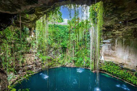 Un cenote naturale in Messico