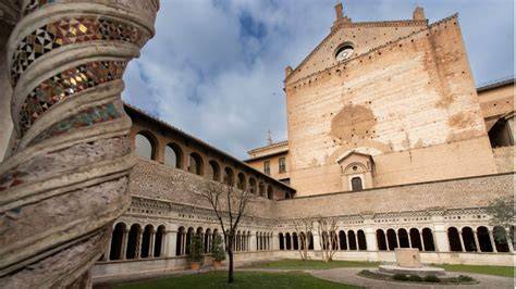 Chiostro di un antico eremo