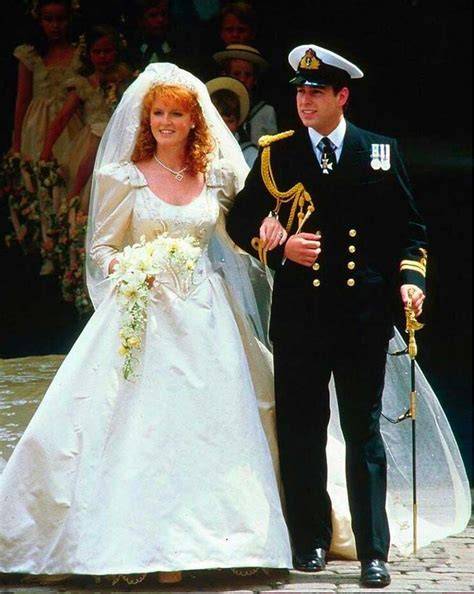 Foto ufficiale del matrimonio di Sarah Ferguson e Principe Andrea