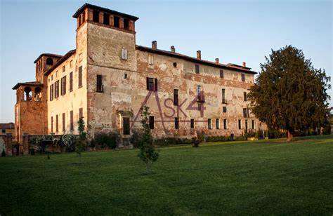 Esempi di location per matrimoni da sogno in Italia: villa storica, agriturismo, castello