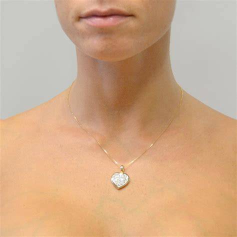 Collana con ciondolo a cuore