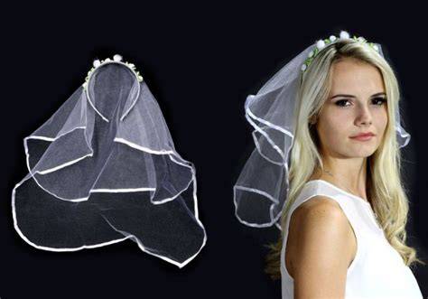 Cerchietto con velo da sposa per addio al nubilato