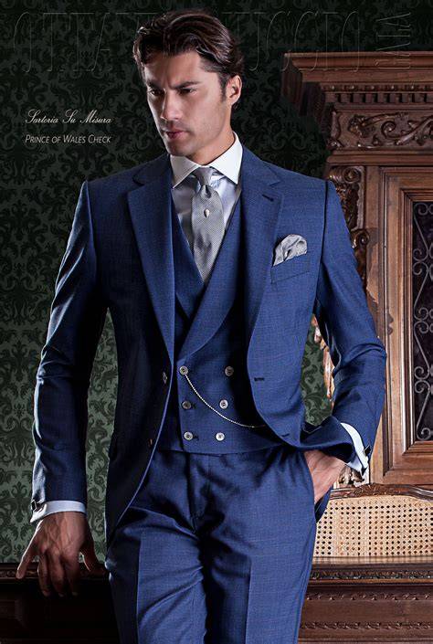Esempio di completo elegante da uomo per le nozze d'oro