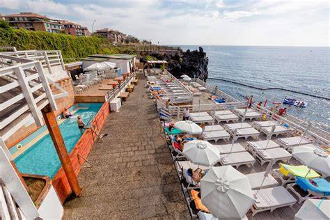 Lido con piscina a Catania