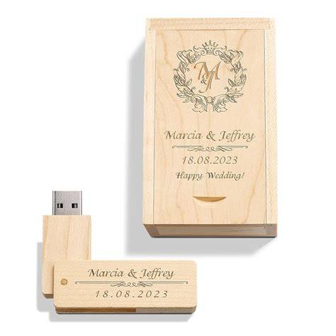 Design di una Wedding Box USB elegante con incisione personalizzata