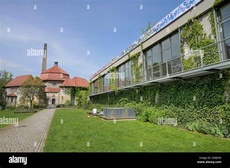L'edificio storico del silent green Kulturquartier a Berlino Wedding