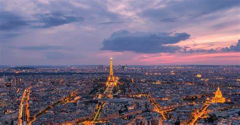 vista panoramica di Parigi con Tour Eiffel