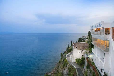 Vista panoramica dell'Hotel Voce del Mare a Vietri sul Mare