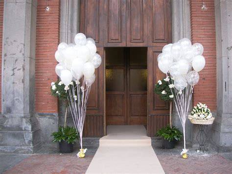 composizione di palloncini per matrimonio