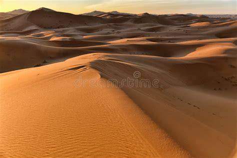 Dune del deserto all'alba