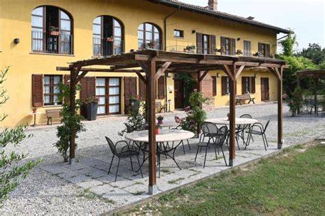 Agriturismo con vigneti per matrimoni