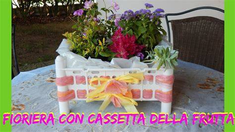 Cassette di frutta come centrotavola