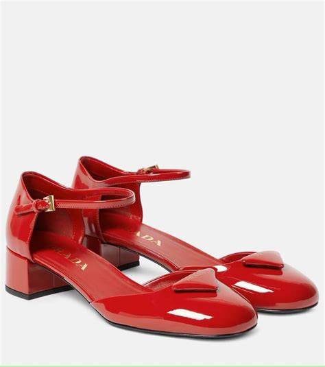 Scarpe rosse eleganti per matrimonio