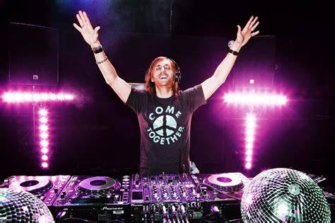 David Guetta in console