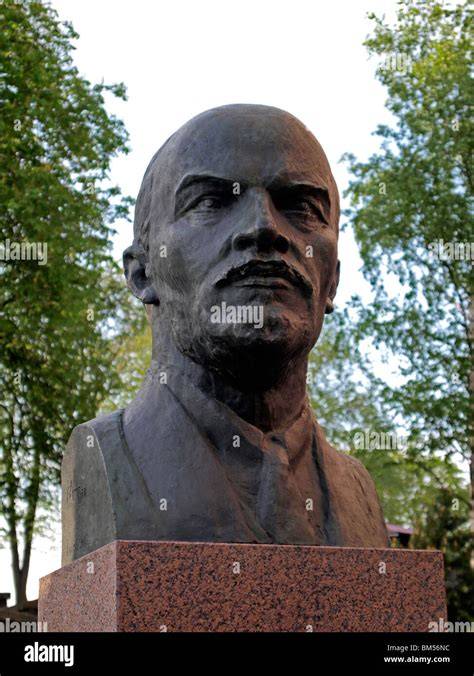 Busto di Lenin a Pyramiden