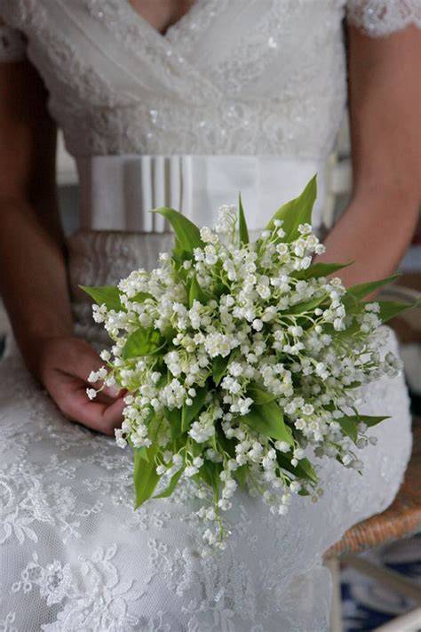 Bouquet da sposa con mughetto
