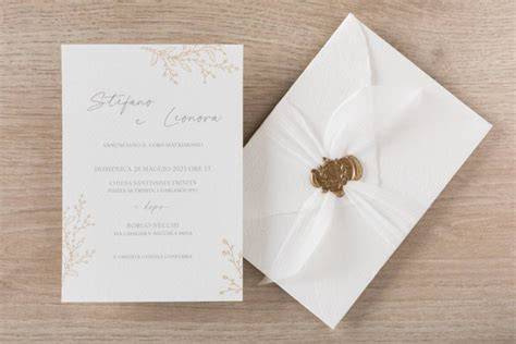 Design di partecipazioni di nozze eleganti