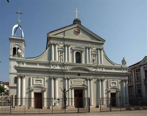 Rappresentazione visiva della Chiesa Cattolica di Rito Orientale e Latino