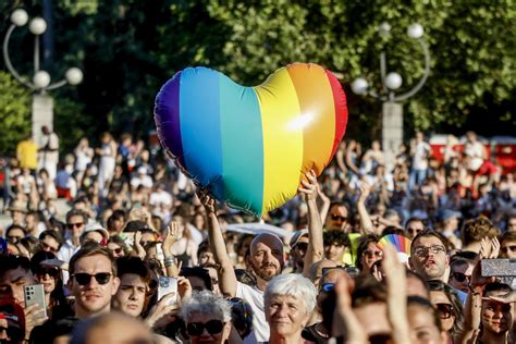 Manifestazione per i diritti LGBTQ+
