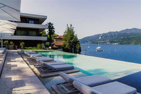 Laqua by the Lake con piscina a sfioro
