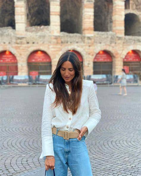 Maria Vittoria Paolillo con i suoi gioielli