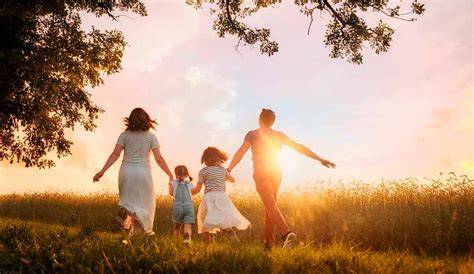 famiglia felice al matrimonio
