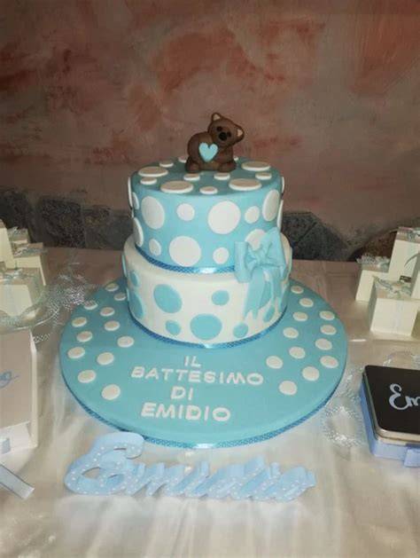 Esempio di torta finta (dummy cake) decorata