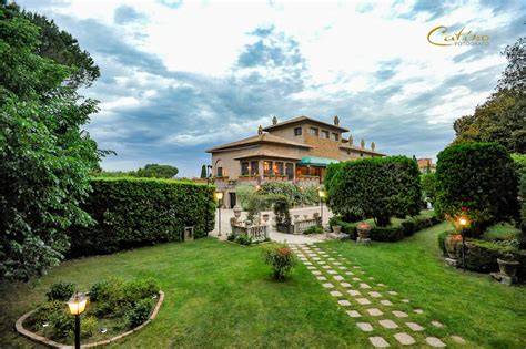 Giardini lussureggianti di Villa Giovanelli Fogaccia