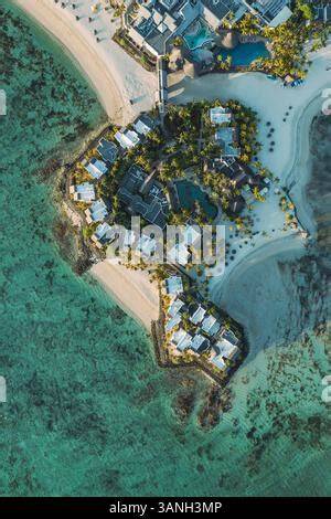 Vista aerea di un resort di lusso sulla spiaggia di Barbados