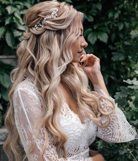 Sposa con beach waves