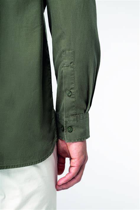 Modelli di camicie da uomo personalizzabili online