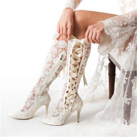 stivali da sposa in pelle avorio