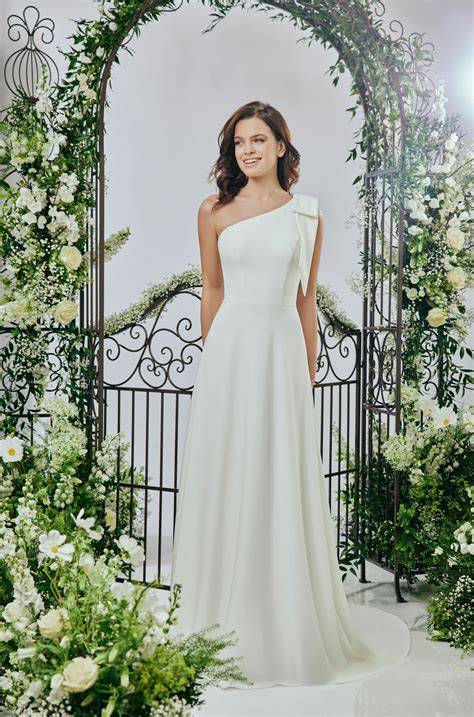 Abiti da sposa minimalisti