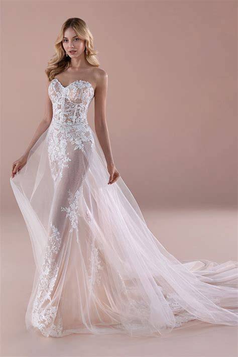 Dettagli di un abito da sposa