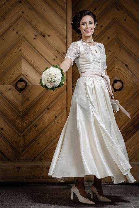 Abito da sposa tradizionale italiano