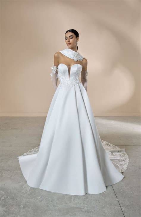 Collezione abiti da sposa