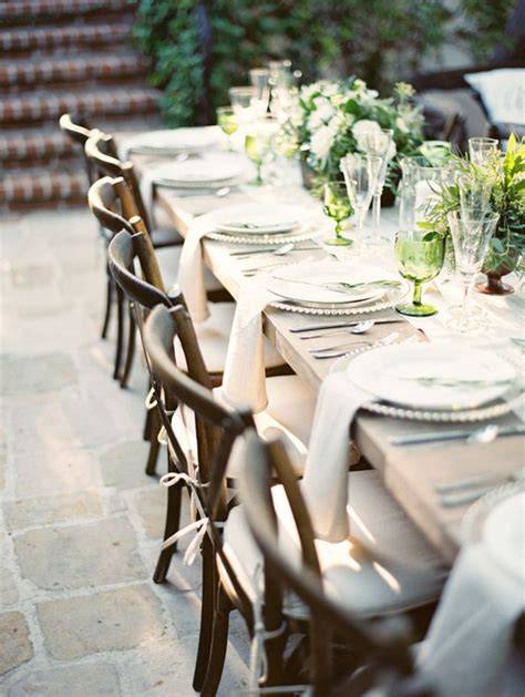 Matrimonio in stile mediterraneo in giardino