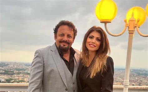 Enrico Brignano e Flora Canto insieme
