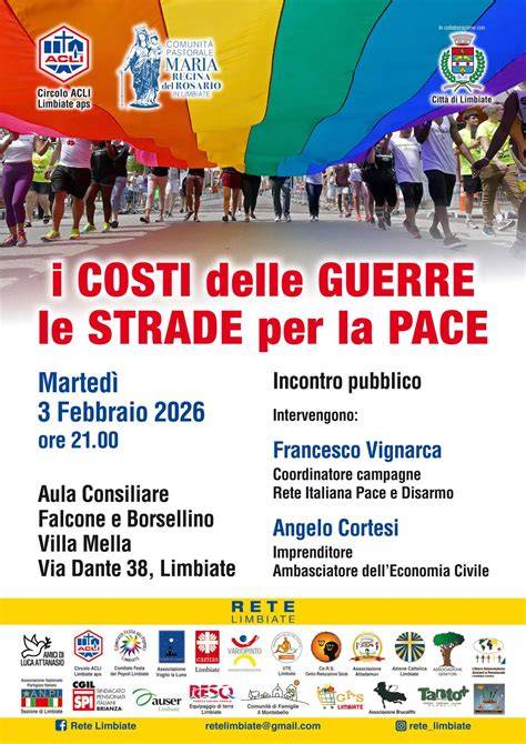 Decorazione delle strade per la processione a Milano