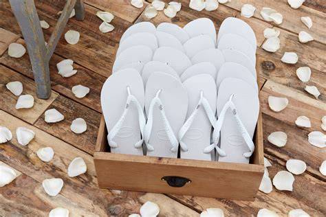 Infradito personalizzate per invitati di matrimonio