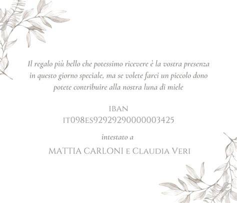 Dettaglio di un invito di matrimonio con citazione sul cielo