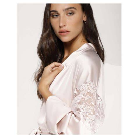 Vestaglia da sposa in pizzo e raso