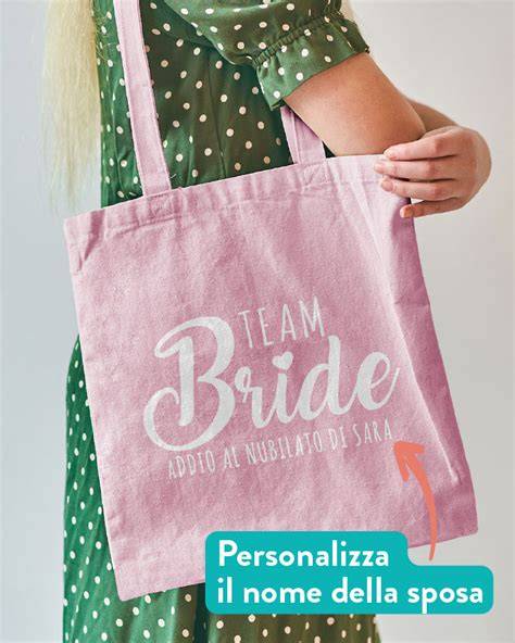 Salvadanaio personalizzato come regalo di addio al nubilato
