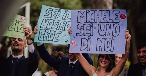 Esempi di striscioni di matrimonio colorati e con scritte divertenti