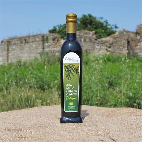 Bottiglia di olio extra vergine d'oliva come bomboniera
