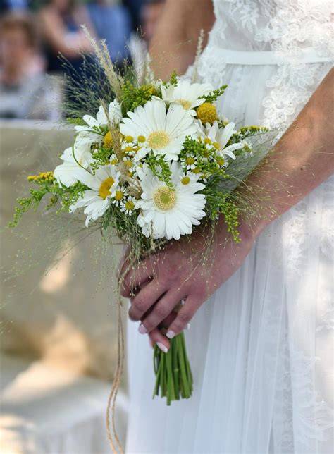Bouquet da sposa con margherite