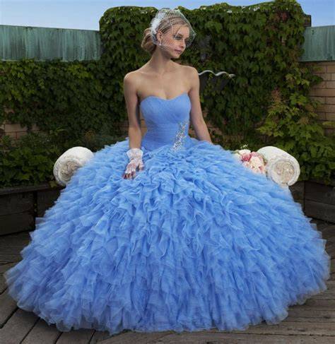 Significato dell'abito da sposa blu