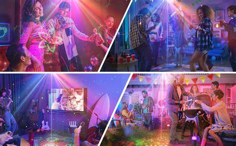 Ingresso scenografico di una discoteca con luci e musica